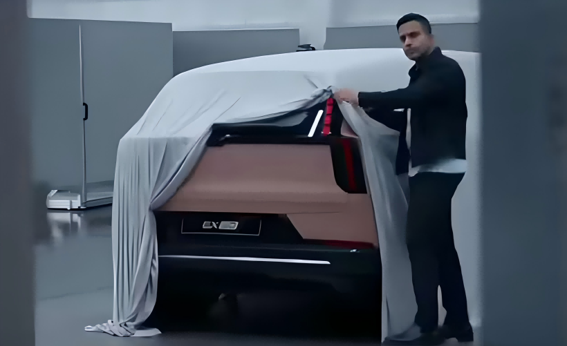Volvo EX60 elektriline maastur Spa3 EV platvormil, mis on seatud 2026. aasta väljalaskeks