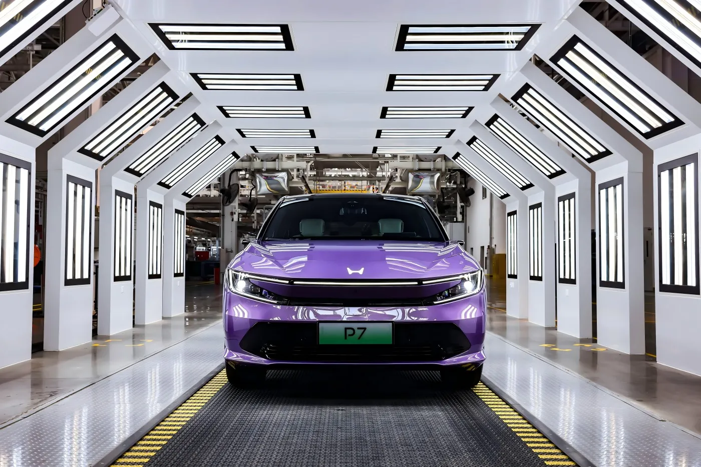 GAC Honda P7 veeres ametlikult tootmisliini. See on paigutatud keskmise suurusega maasturina ja eeldatavasti käivitab tulevikus veel kaks elektrisõidukit.