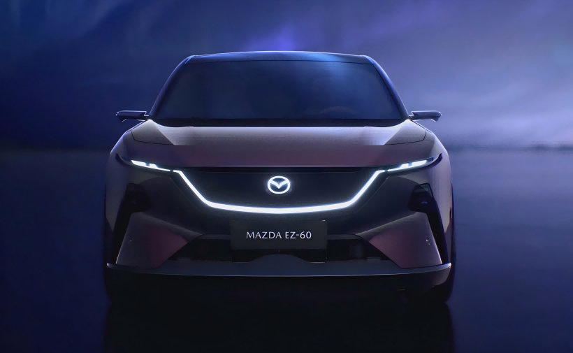 Mazda EZ - 60 ametlikud pildid. Kujundus on äärmiselt futuristlik. See teeb oma esimese debüüdi 23. aprillil.