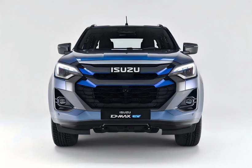 Isuzu vabastab ametlikud pildid kogu elektrilise pikapist D-Max EV kahe mootoriga nelikveolise jõuülekandega